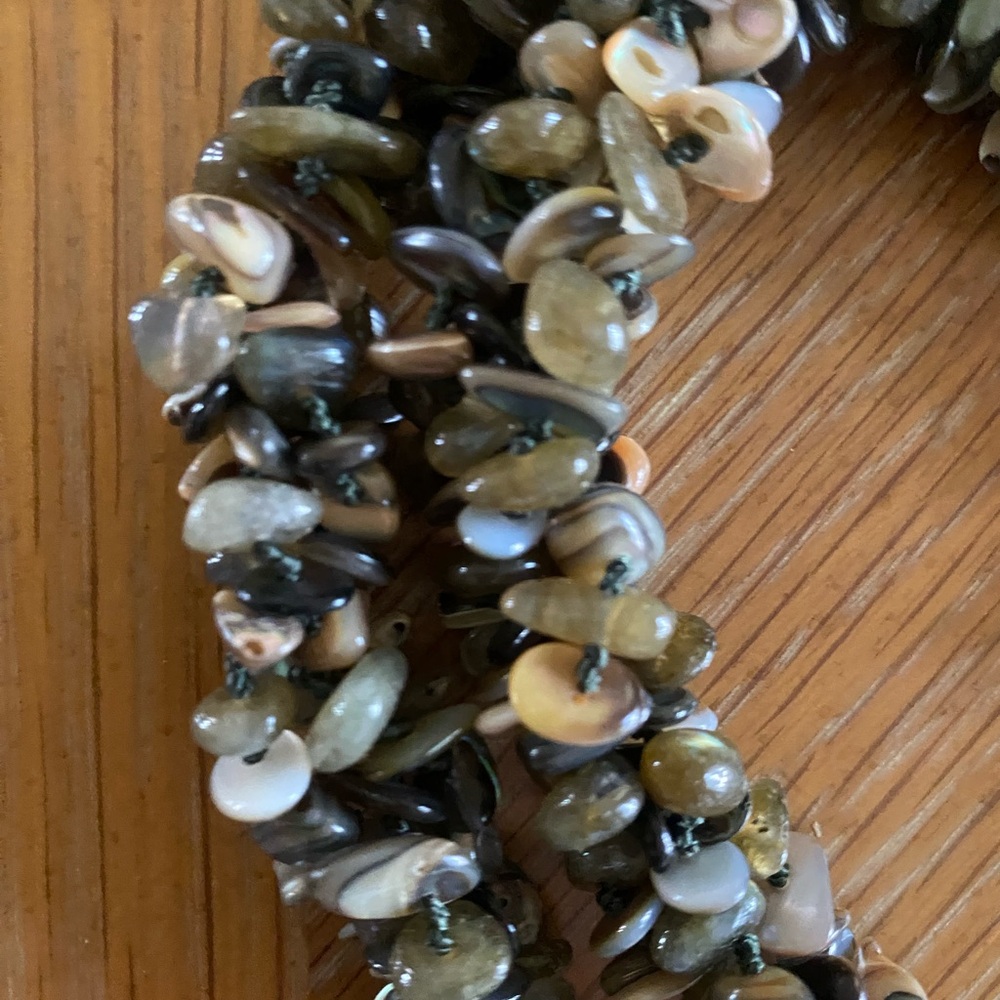 Handmade Shell Leaf Pendant Necklace — Natural Brown & Gray - Picture 5 of 12